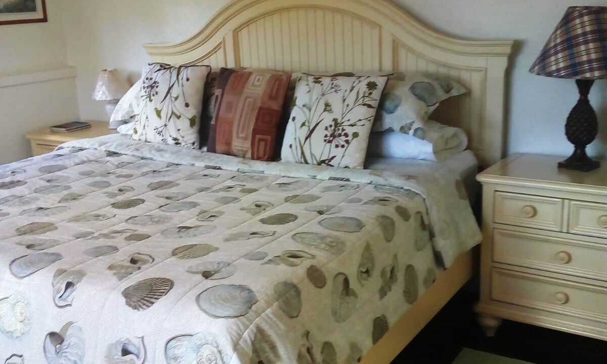 Photo of Bedroom in Upper Bogue