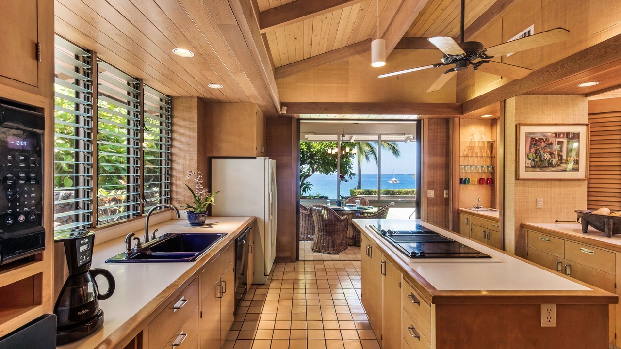 Photo of Kitchen in Honaunau-Napoopoo