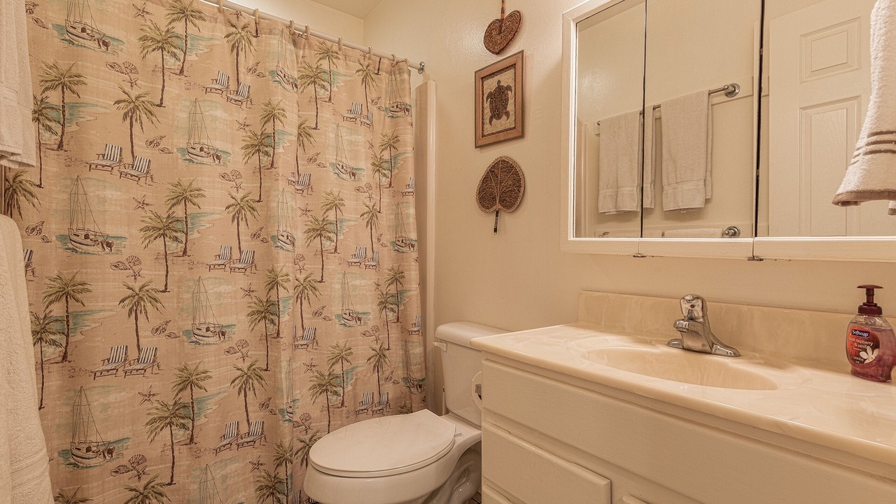 Photo of Bathroom in Kahuku