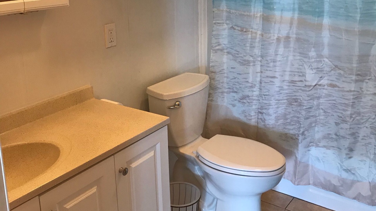 Photo of Bathroom in Spanish Wells