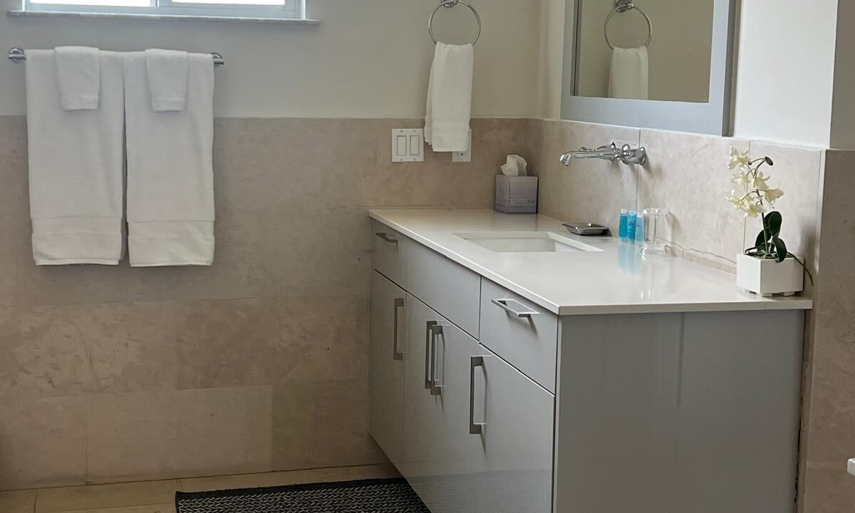 Photo of Bathroom in Alice Town
