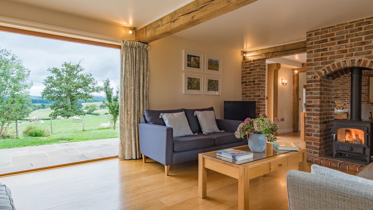 Photo of Livingroom in Ewhurst Green