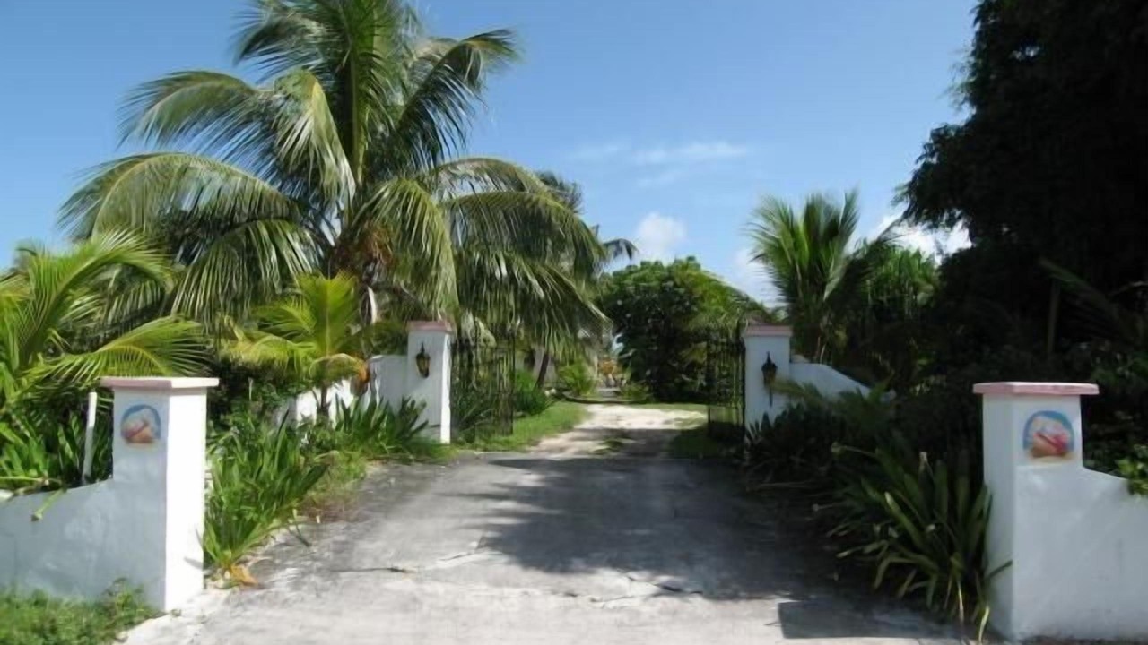 Photo of Others in Spanish Wells