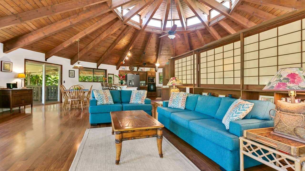 Photo of Livingroom in Wainiha