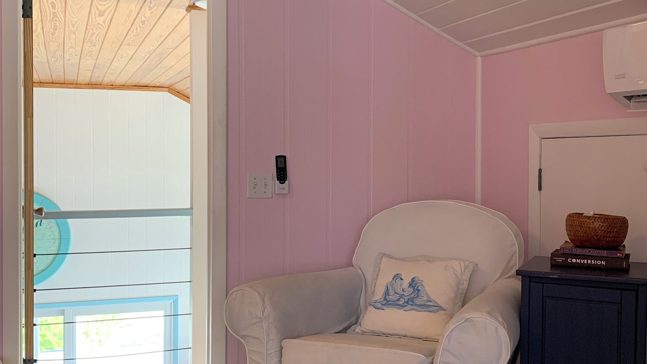 Photo of Bedroom in Spanish Wells