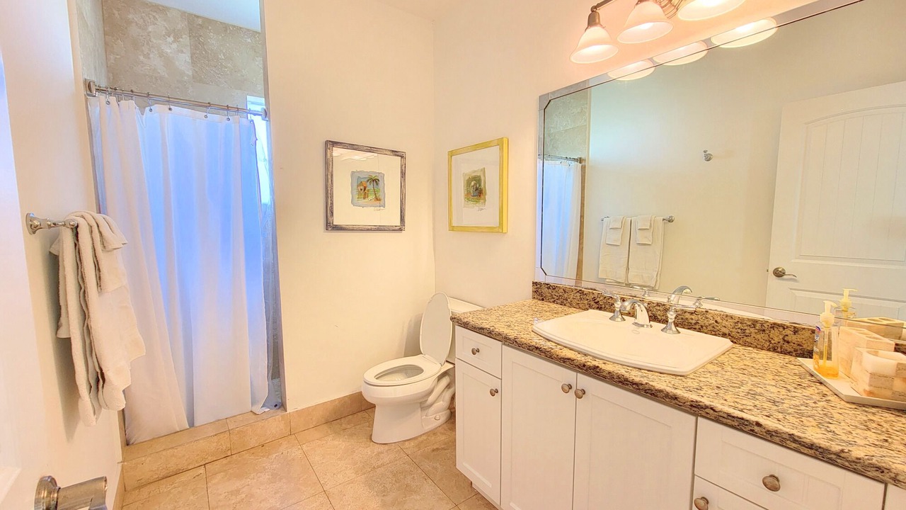 Photo of Bathroom in Alice Town