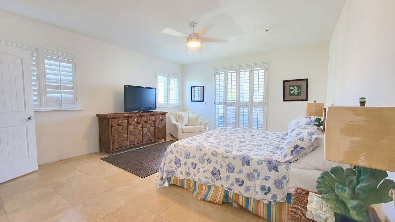 Photo of Bedroom in Alice Town