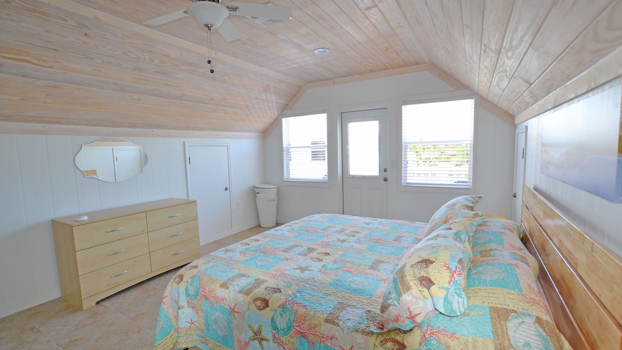 Photo of Bedroom in Spanish Wells