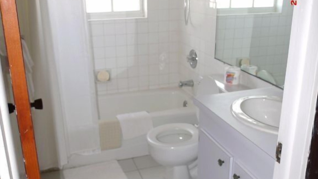 Photo of Bathroom in North Palmetto Point