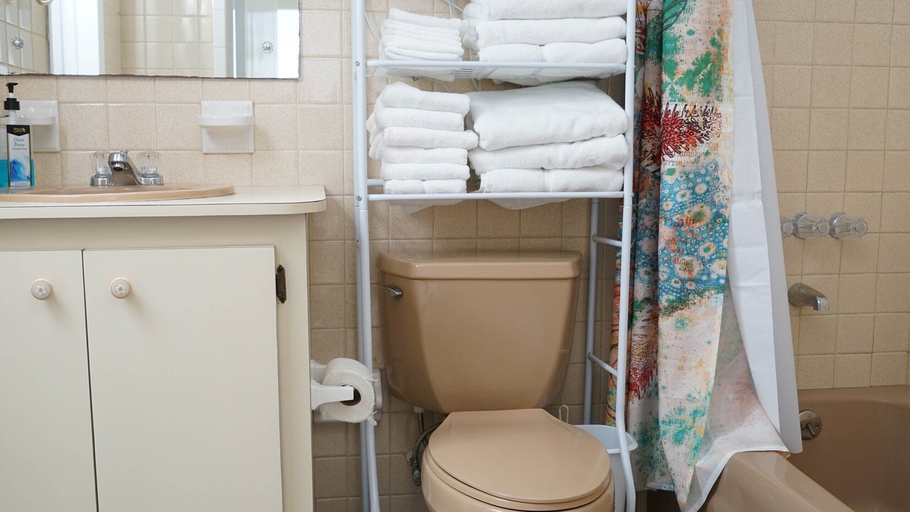 Photo of Bathroom in Spanish Wells