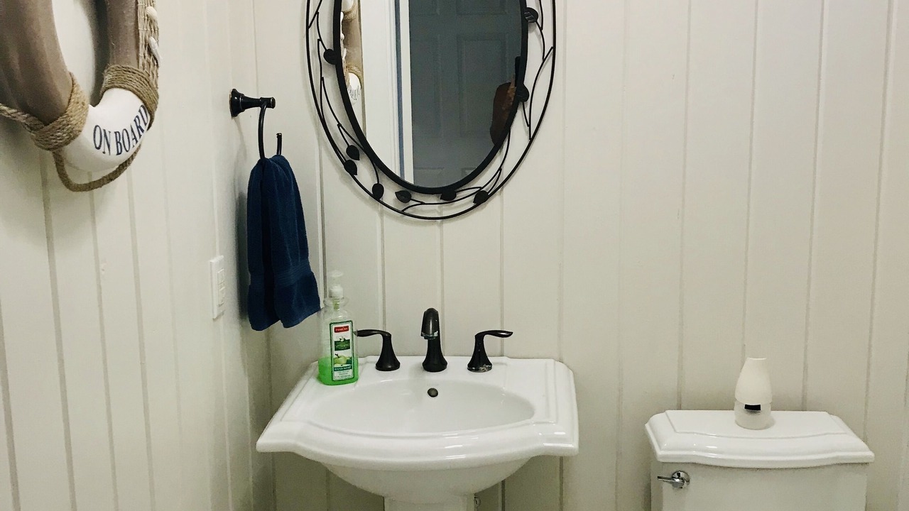 Photo of Bathroom in Rainbow Bay