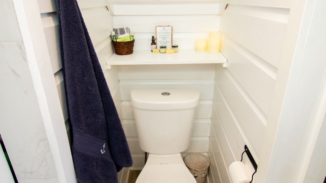 Photo of Bathroom in Spanish Wells