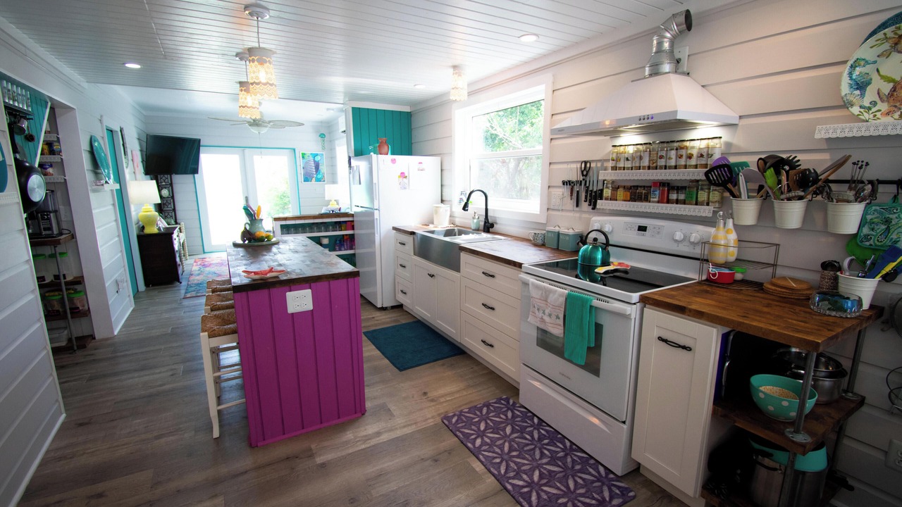 Photo of Kitchen in Spanish Wells
