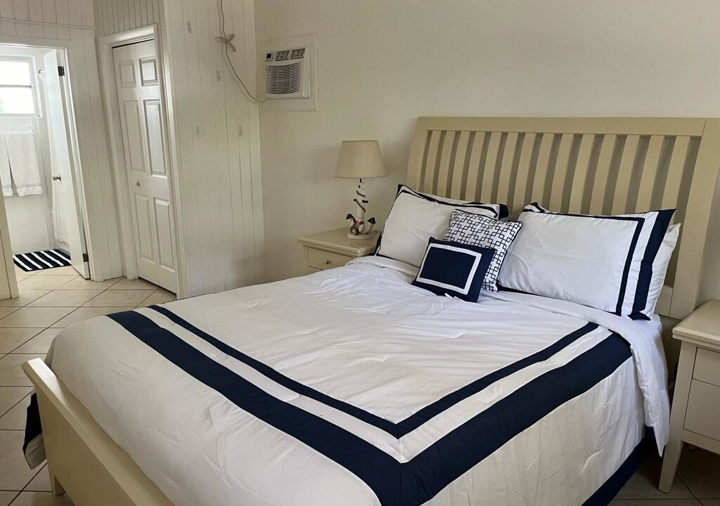 Photo of Bedroom in Spanish Wells