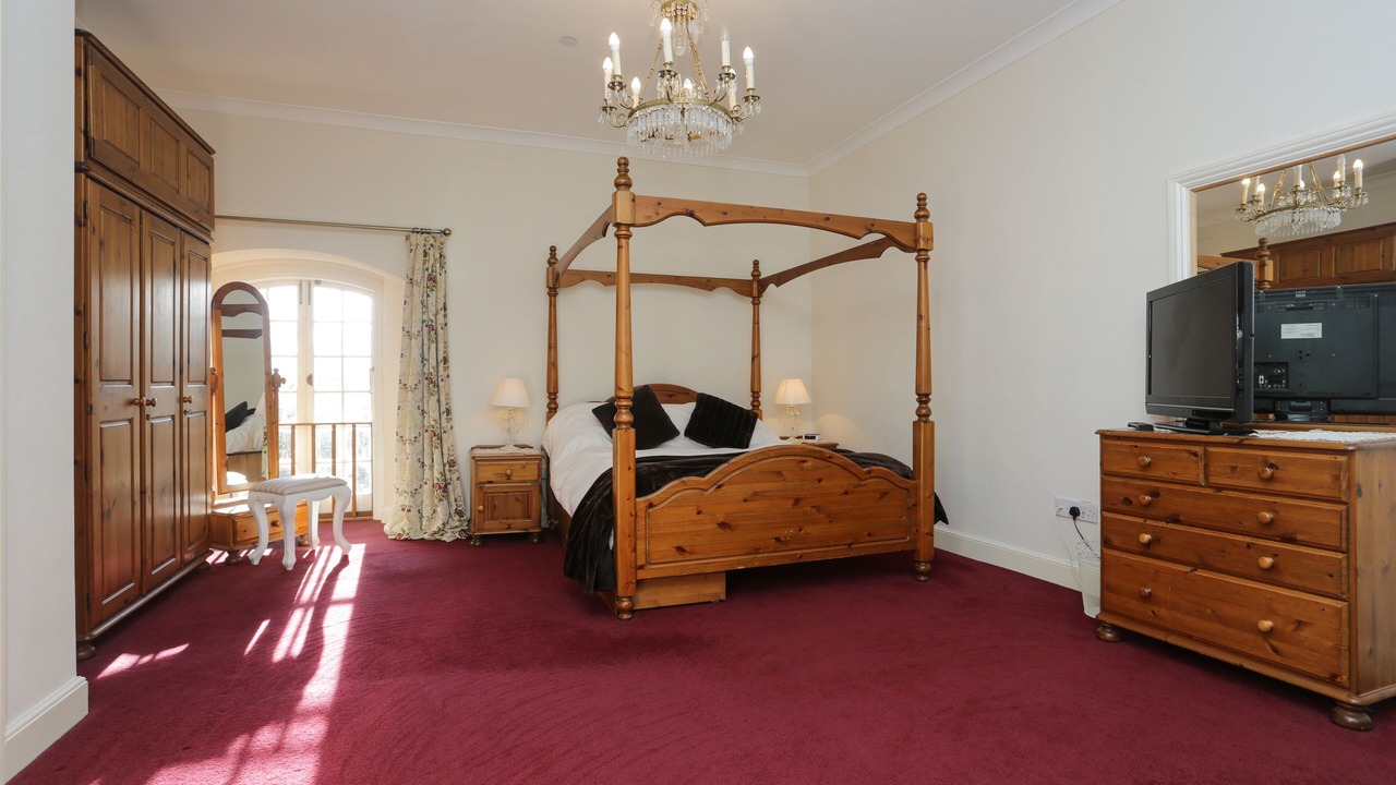 Photo of Bedroom in Manston