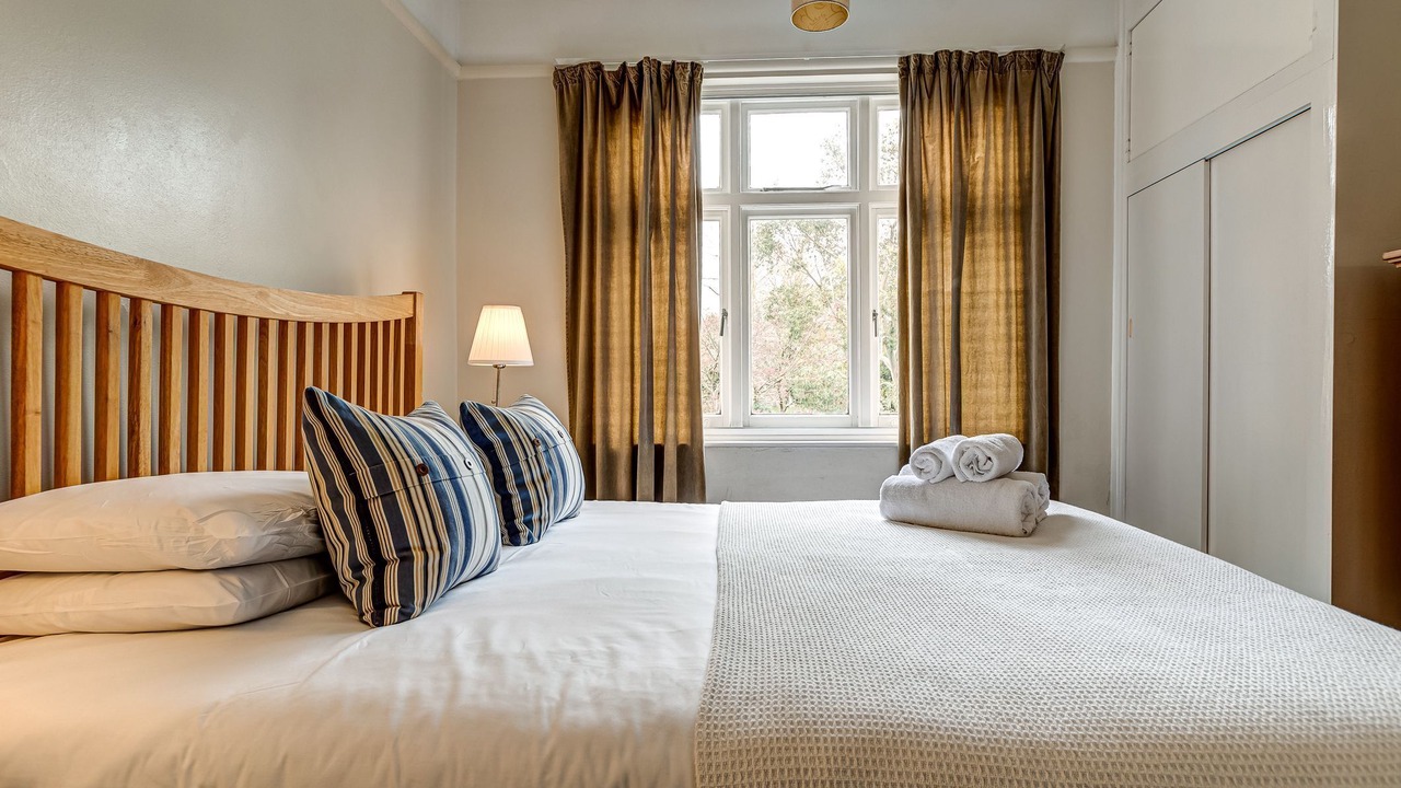 Photo of Bedroom in Summertown