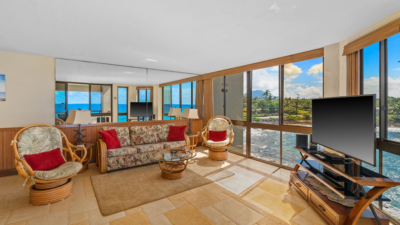 Photo of Livingroom in Poipu