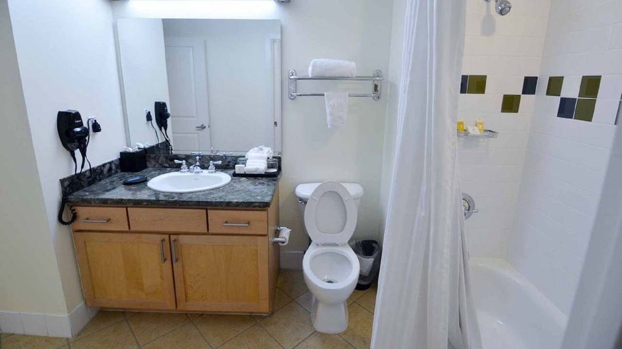 Photo of Bathroom in Paradise Island