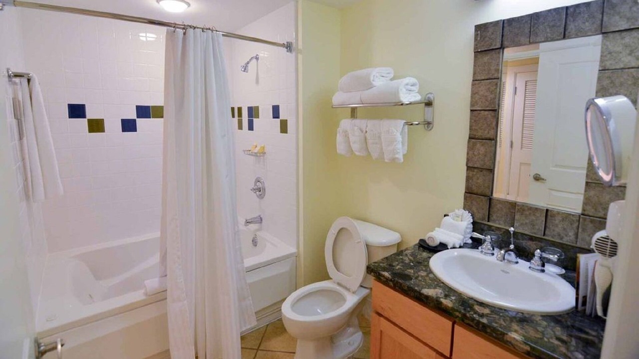 Photo of Bathroom in Paradise Island