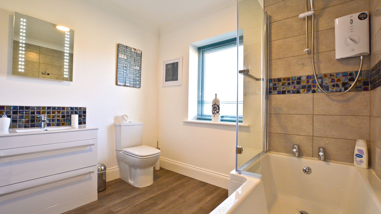 Photo of Bathroom in Seahouses
