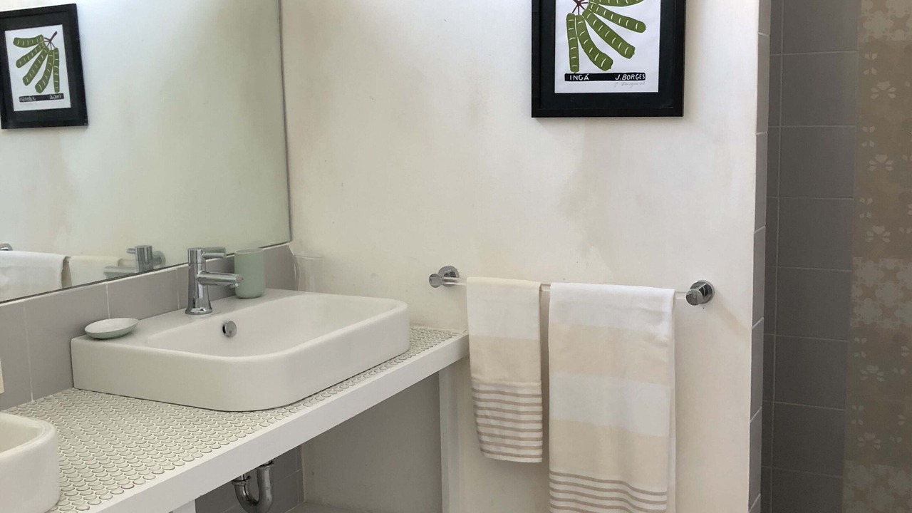 Photo of Bathroom in Dunmore Town