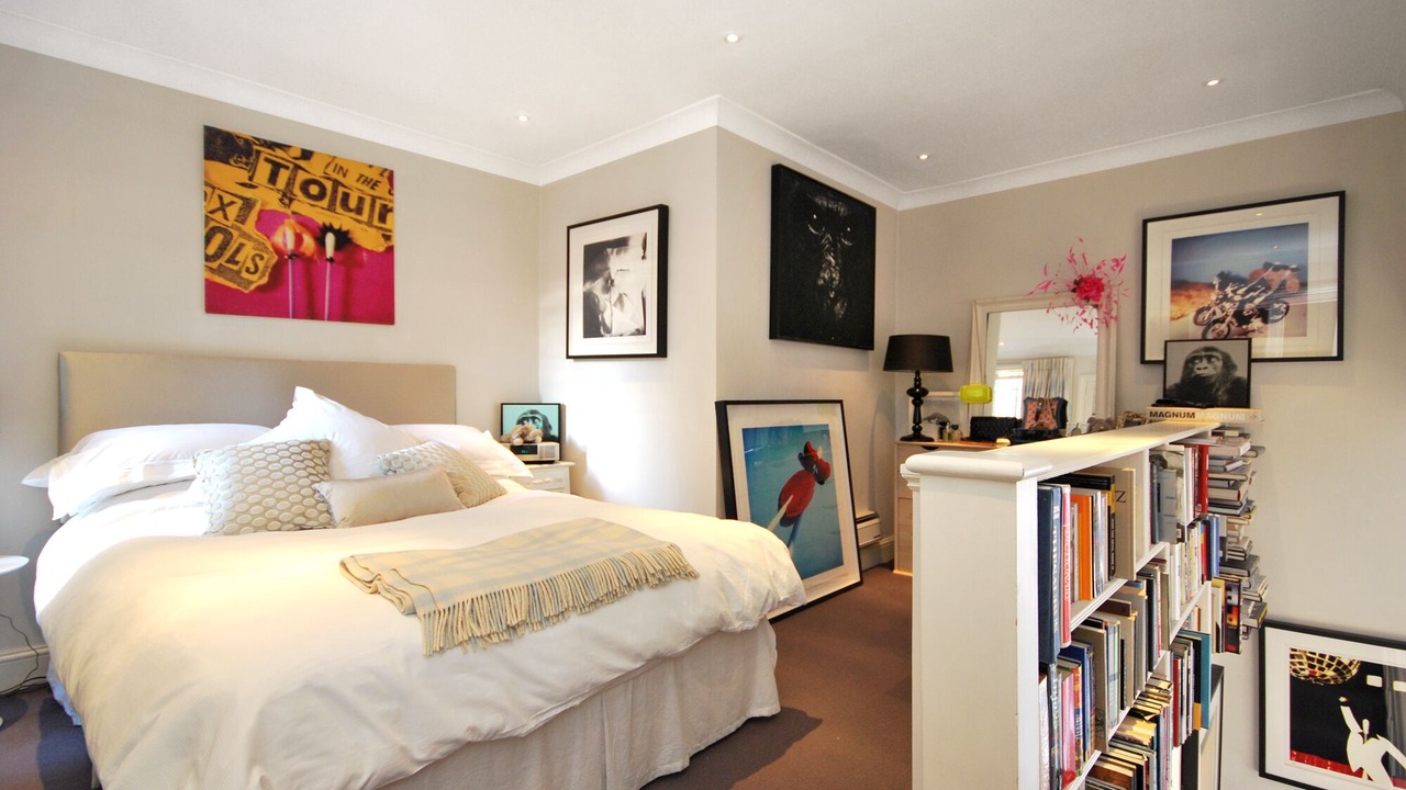 Photo of Bedroom in Courtfield