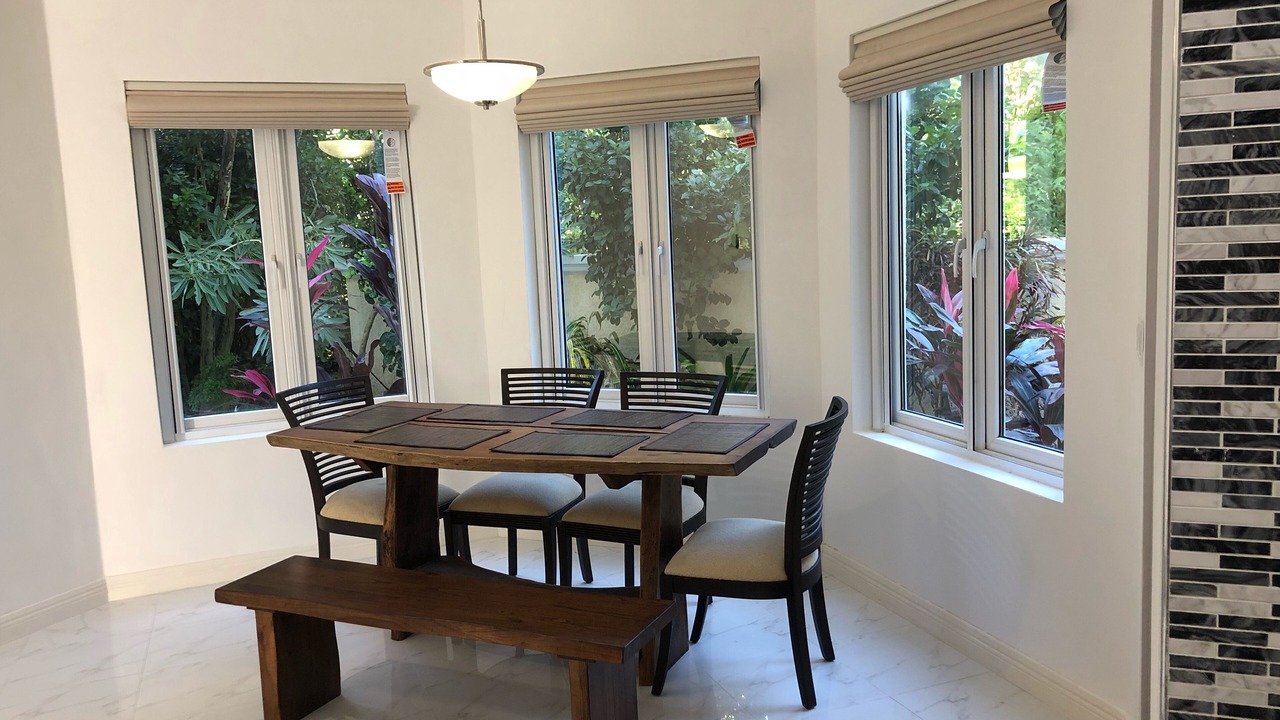 Photo of Livingroom in Nassau