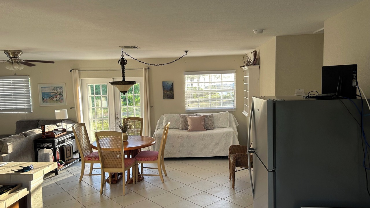 Photo of Livingroom in West End