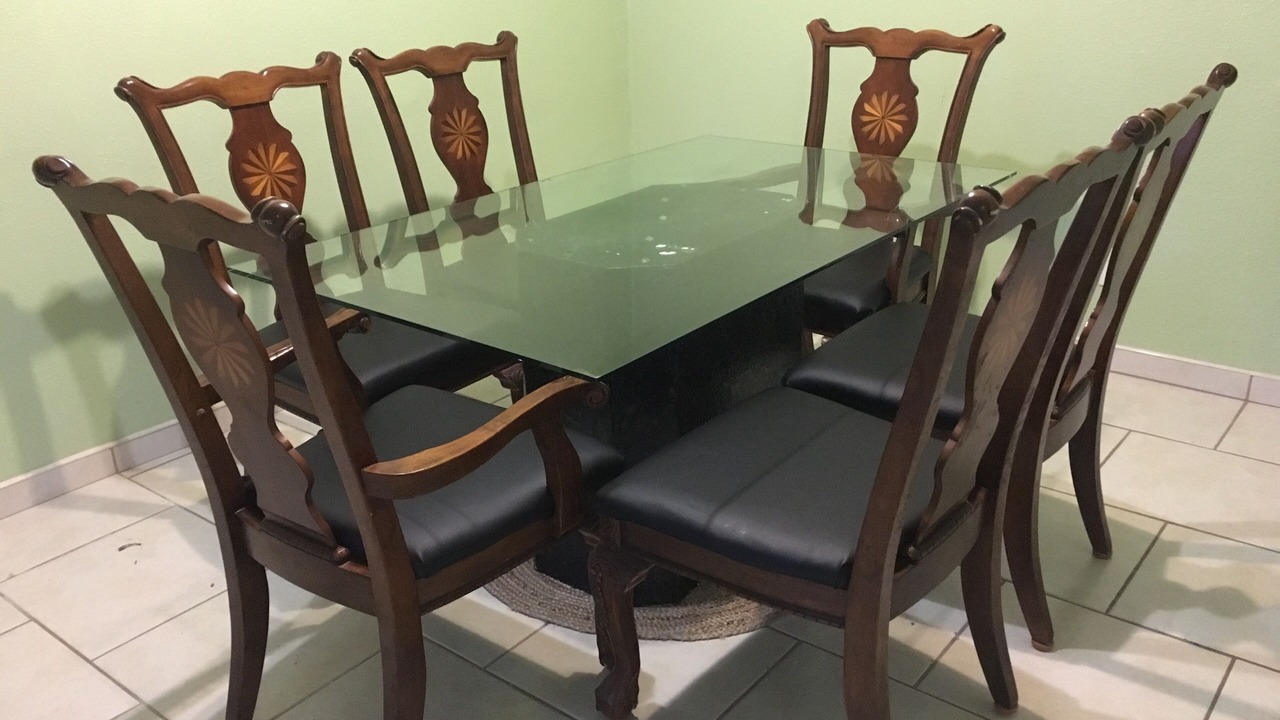 Photo of Livingroom in Lucaya