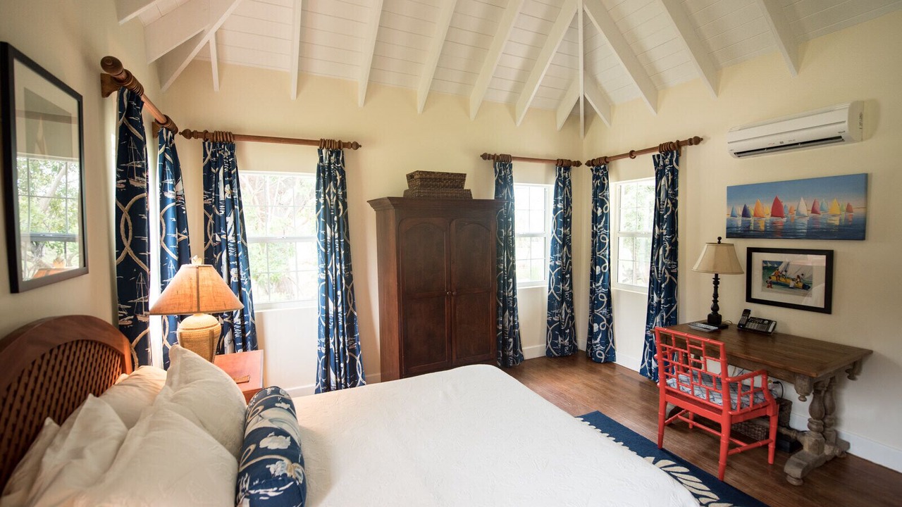Photo of Bedroom in Dunmore Town