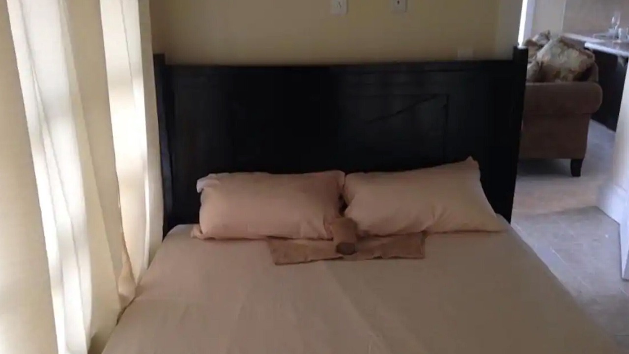 Photo of Bedroom in Mangrove Cay