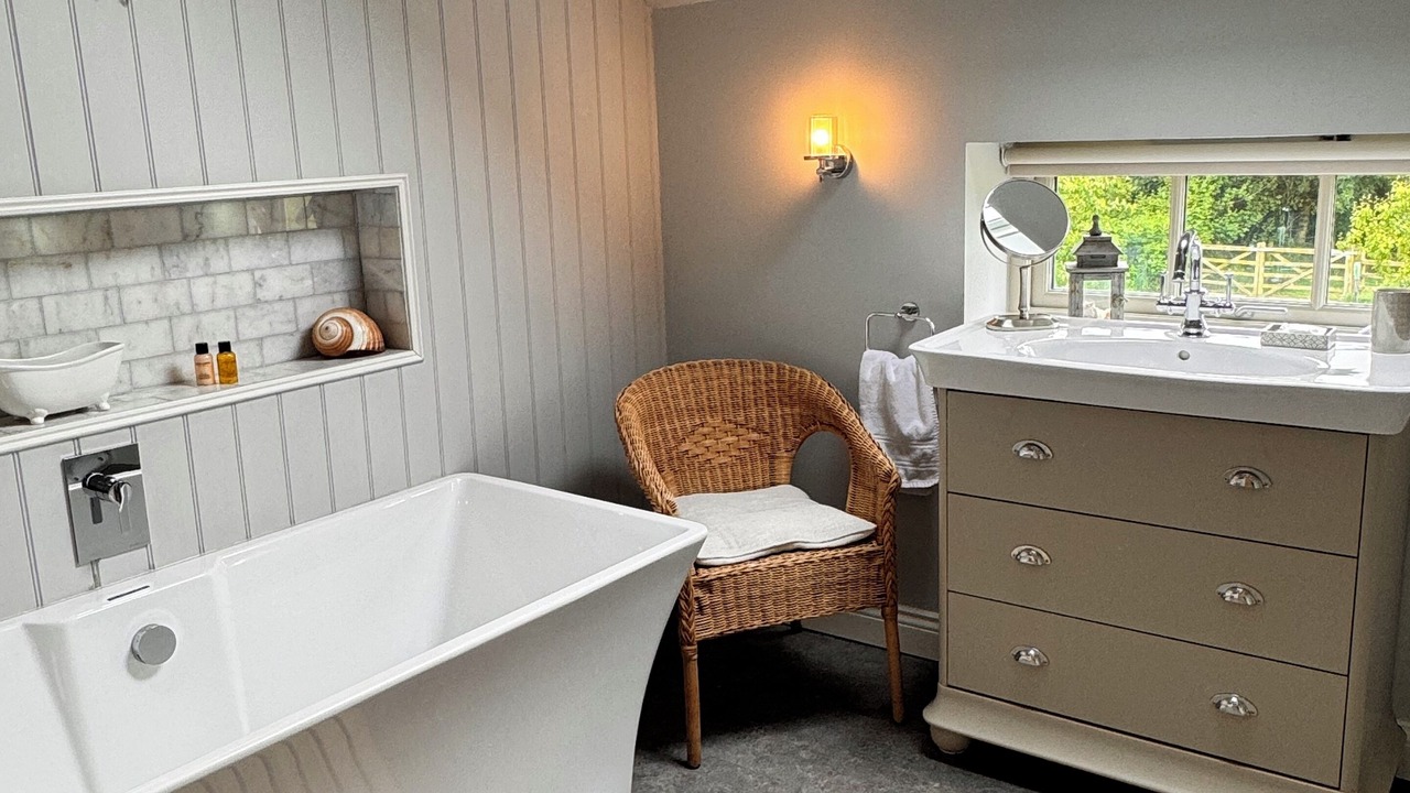 Photo of Bathroom in Sutton on the Forest