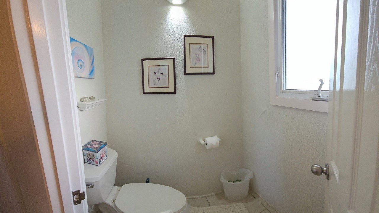 Photo of Bedroom in Green Turtle Cay