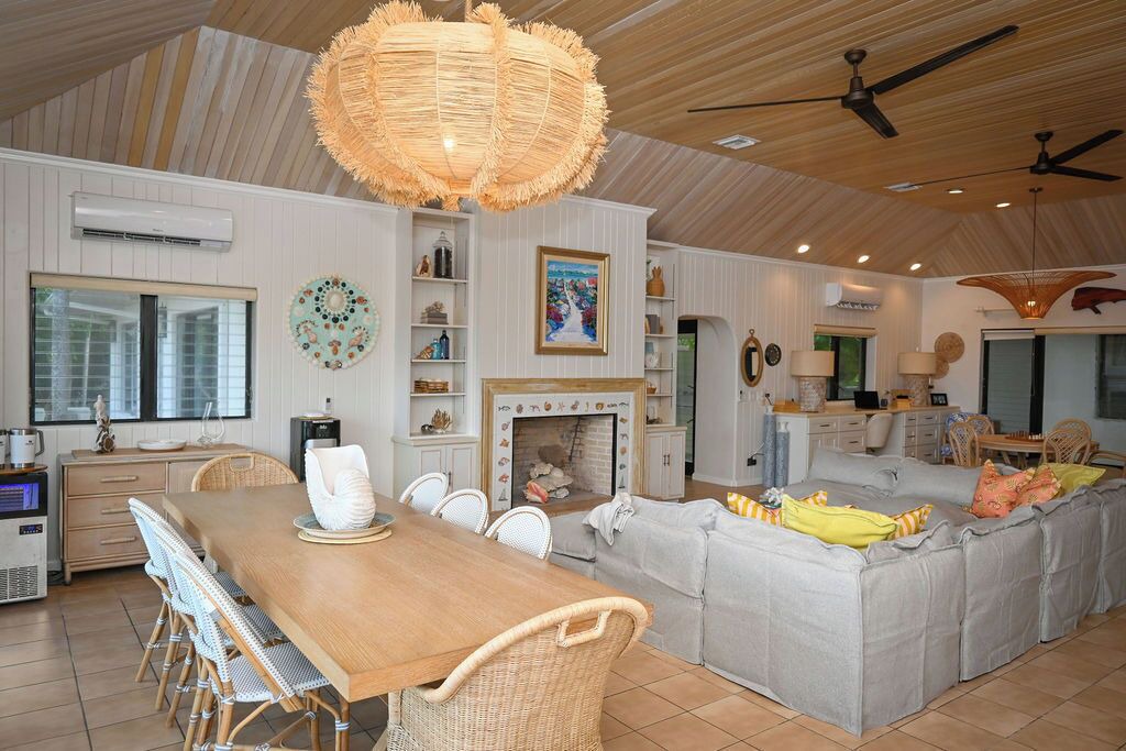 Photo of Bedroom in Winding Bay