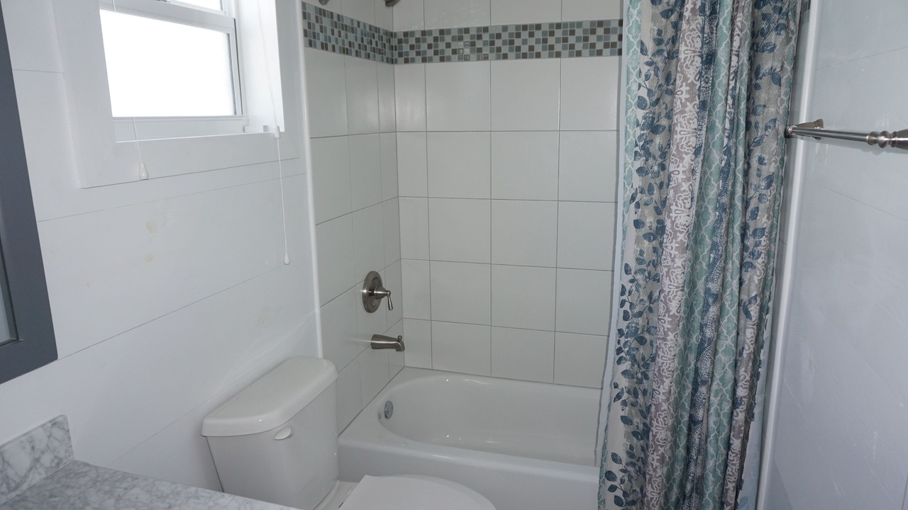 Photo of Bathroom in Spanish Wells
