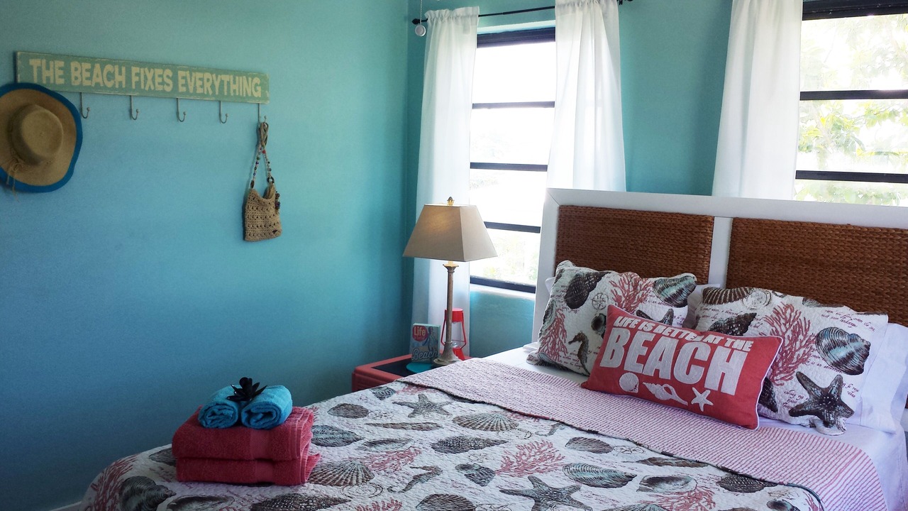 Photo of Bedroom in Spanish Wells