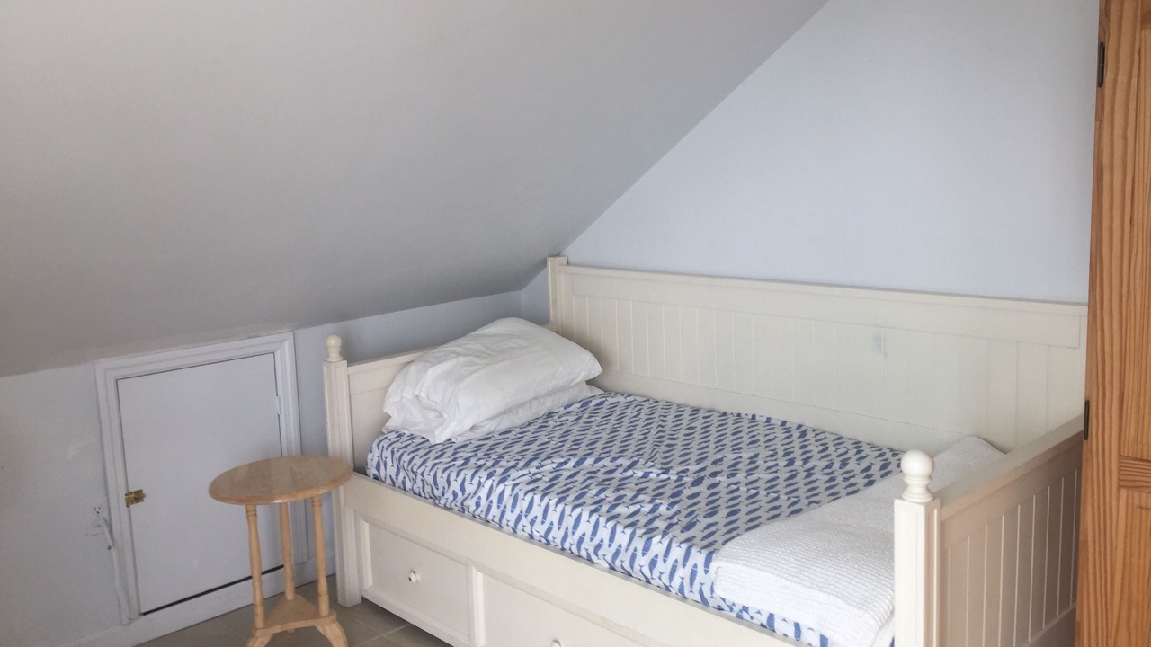 Photo of Bedroom in Spanish Wells
