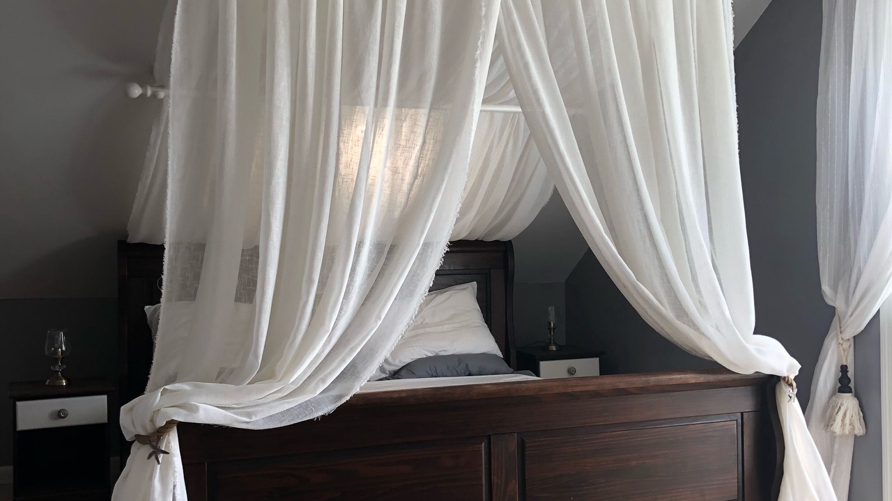 Photo of Bedroom in Spanish Wells