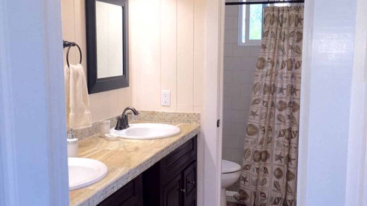 Photo of Bathroom in Rainbow Bay