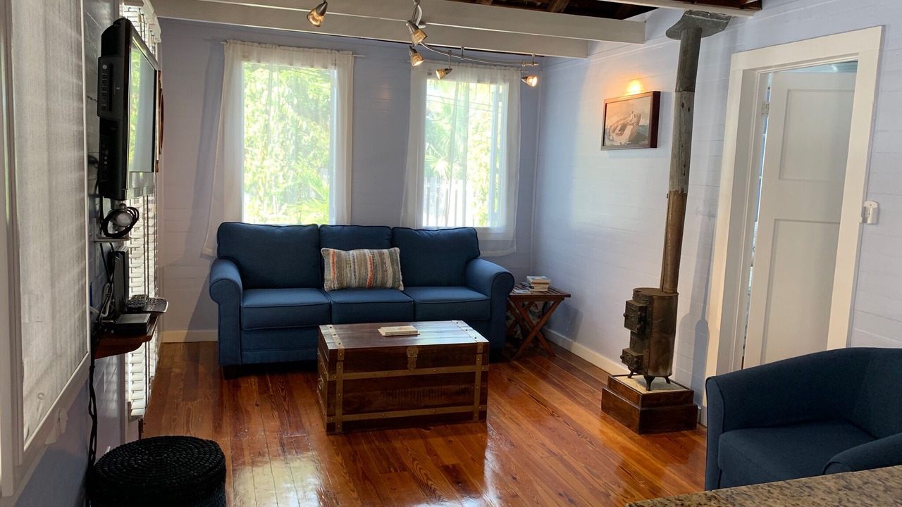 Photo of Livingroom in Man O War Cay