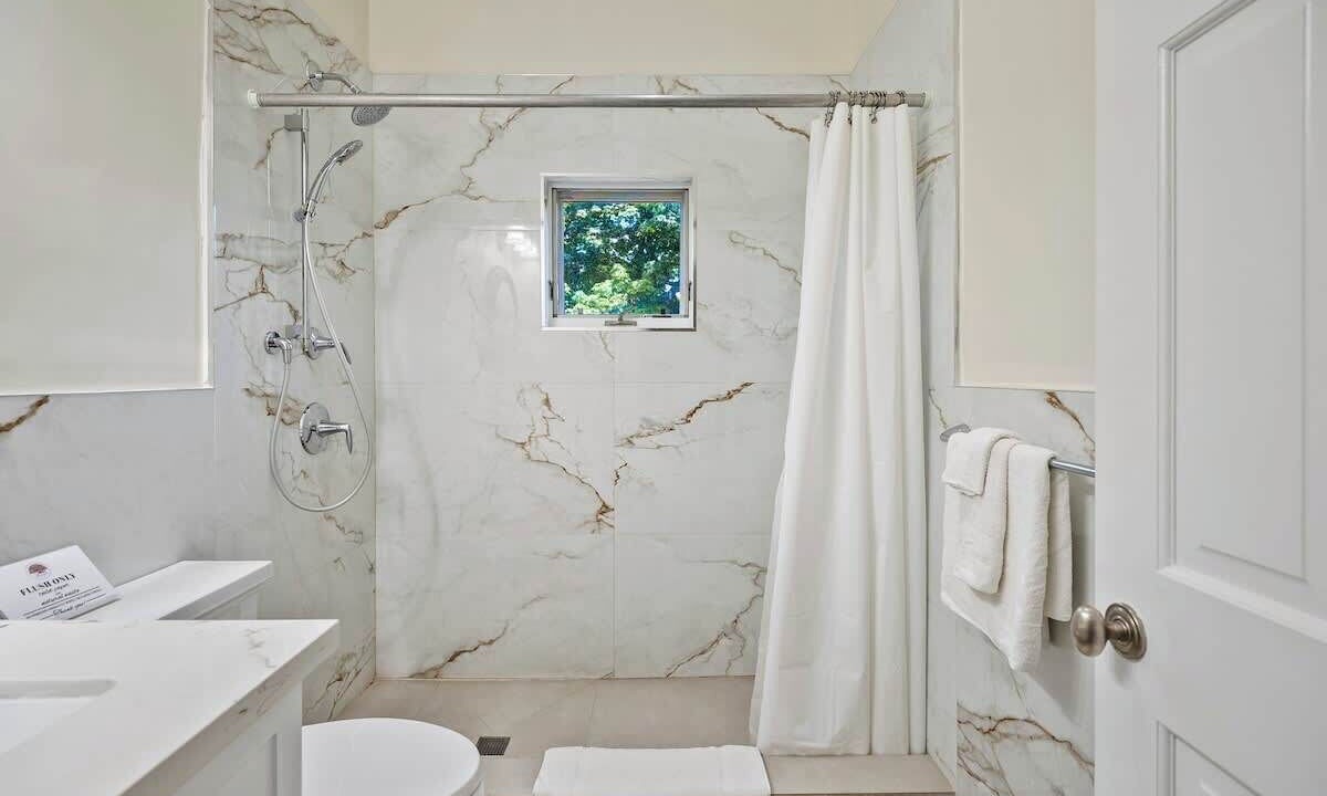 Photo of Bathroom in Nassau