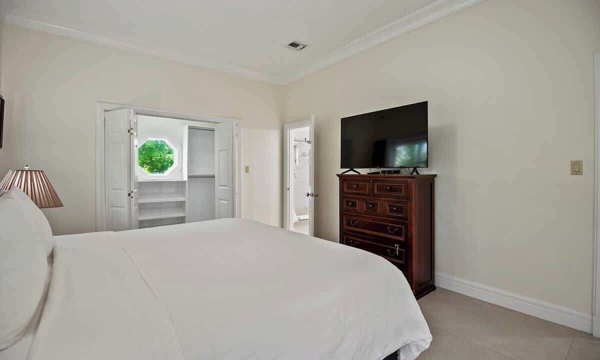 Photo of Bedroom in Nassau