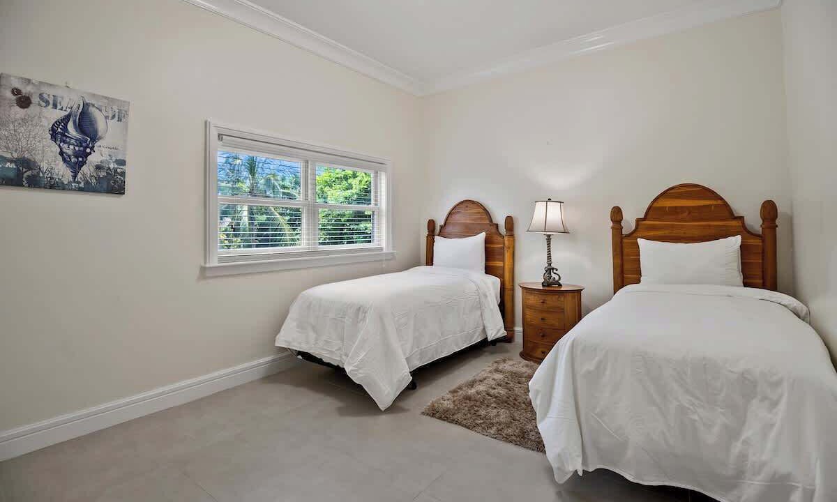 Photo of Bedroom in Nassau