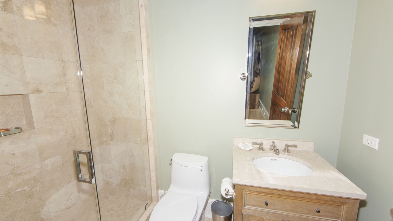 Photo of Bathroom in Staniel Cay