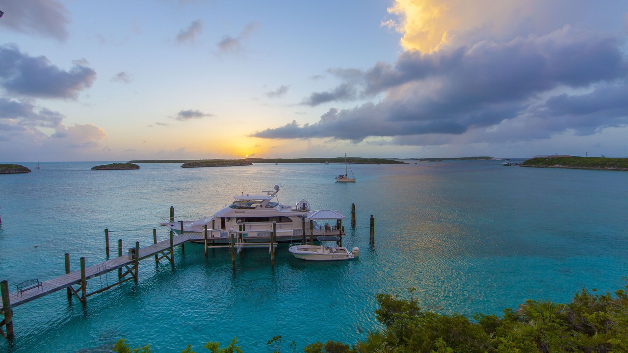 Photo of Others in Staniel Cay