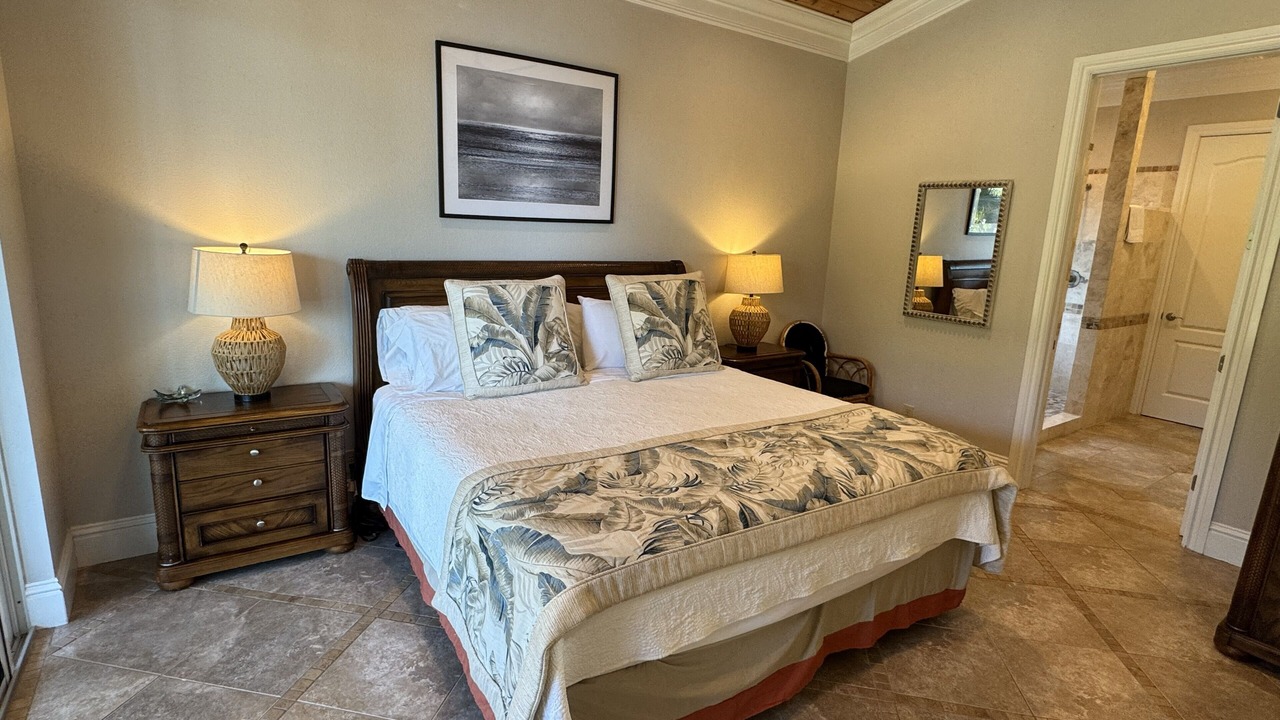 Photo of Bedroom in Green Turtle Cay