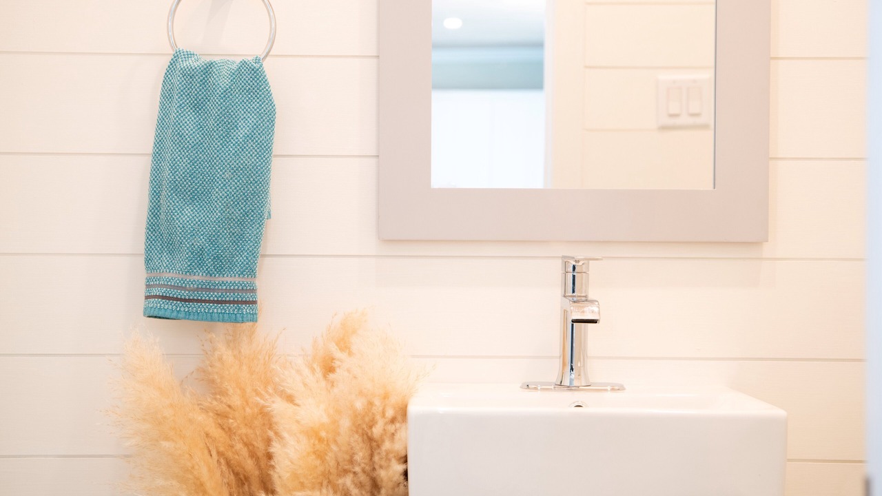 Photo of Bathroom in Tar Bay