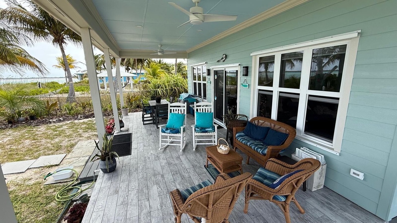 Photo of Patio Balcony in Spanish Wells