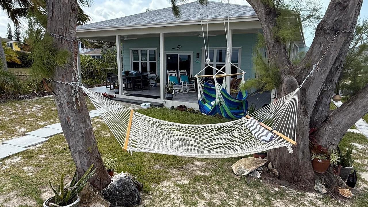 Photo of Patio Balcony in Spanish Wells
