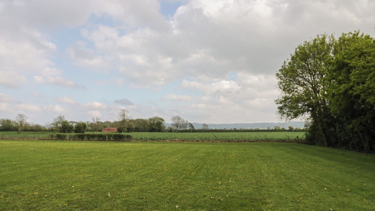 Photo of Others in Bretforton